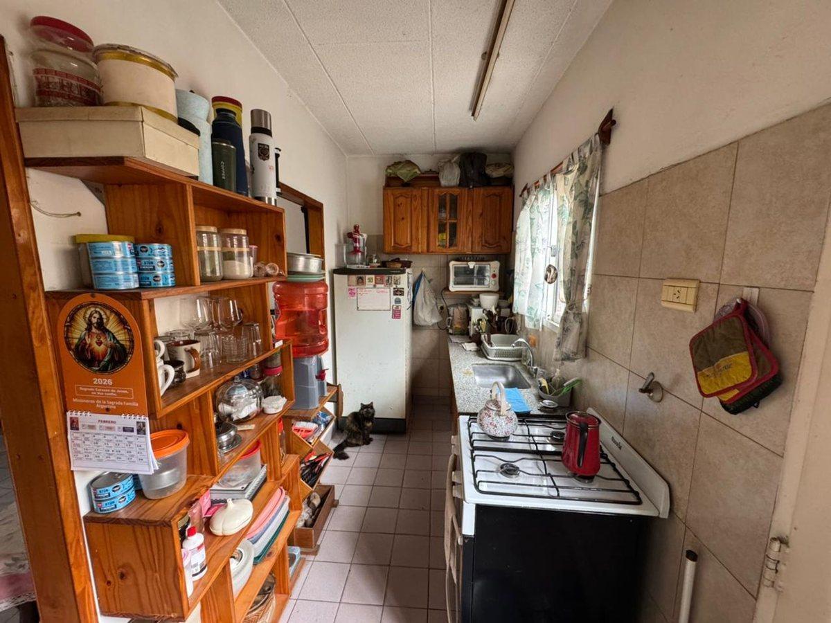 Foto de VENTA CASA DUPLEX 4 AMBIENTES, GRAND BOURG COCHERA, imagen 4