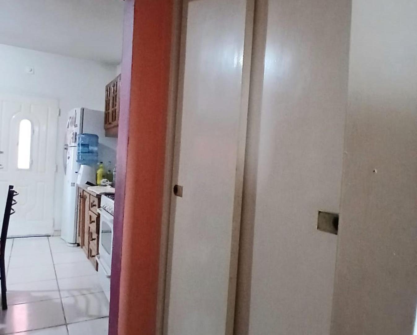 Foto de HERMOSO PH 2 AMBIENTES EN SAN MIGUEL., imagen 5