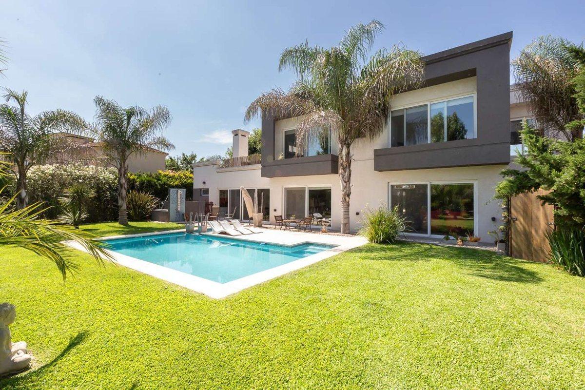 Foto de VENTA CASA TERRAVISTA. APTA CREDITO. PERMUTA., imagen 1