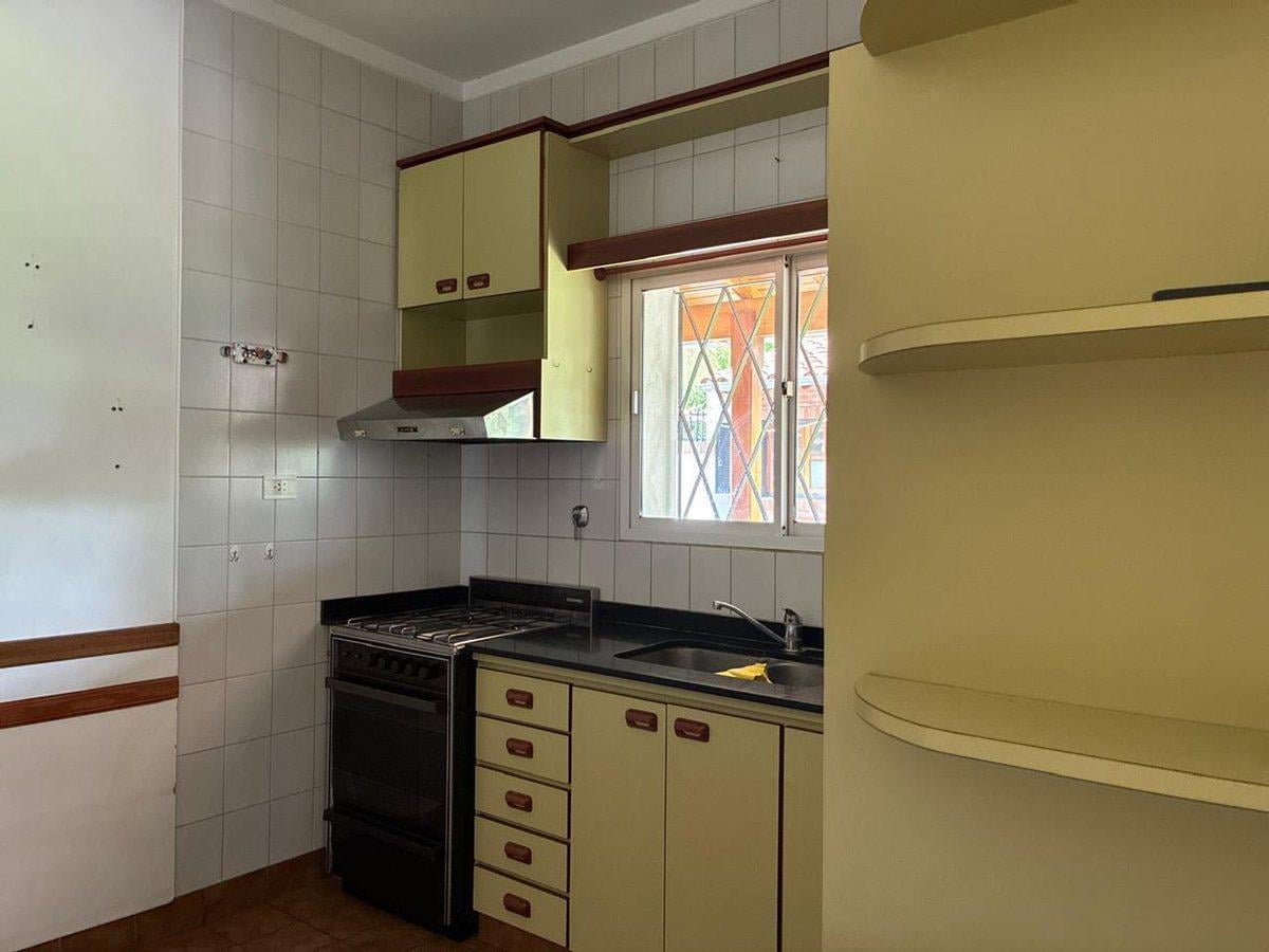 Foto de CASA-APTA CRED-3 DORM-JARDIN-GARAGE-HURLINGHAM, imagen 4