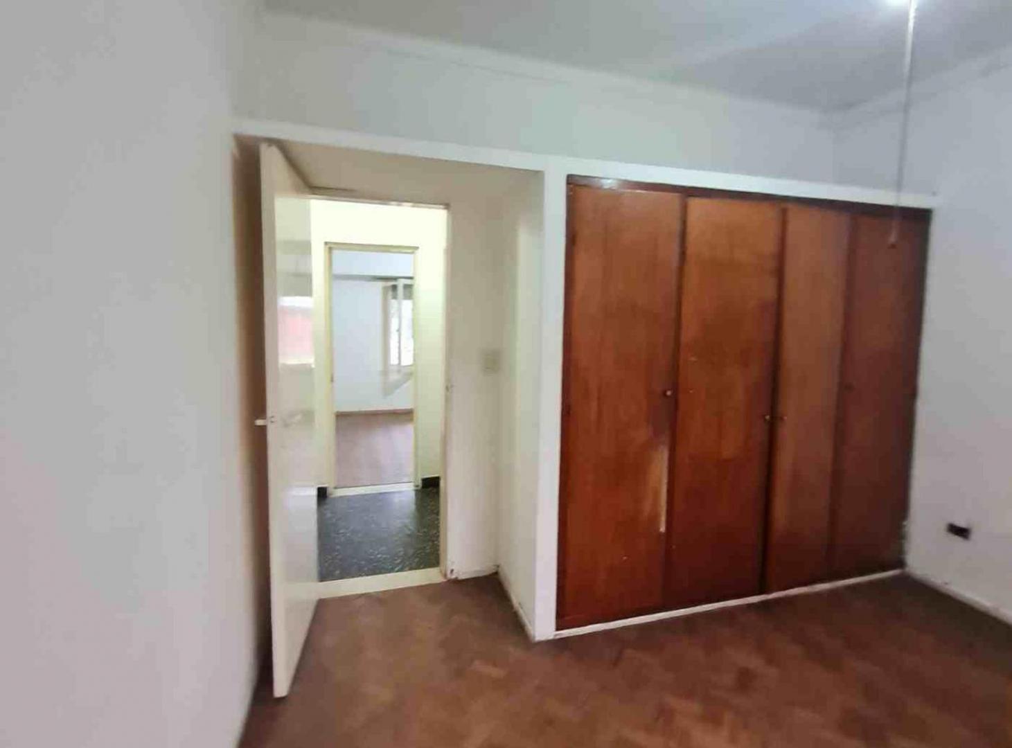 Foto de CASA EN VENTA. APTA CREDITO. BARRIO BALZARETTI. 3, imagen 1