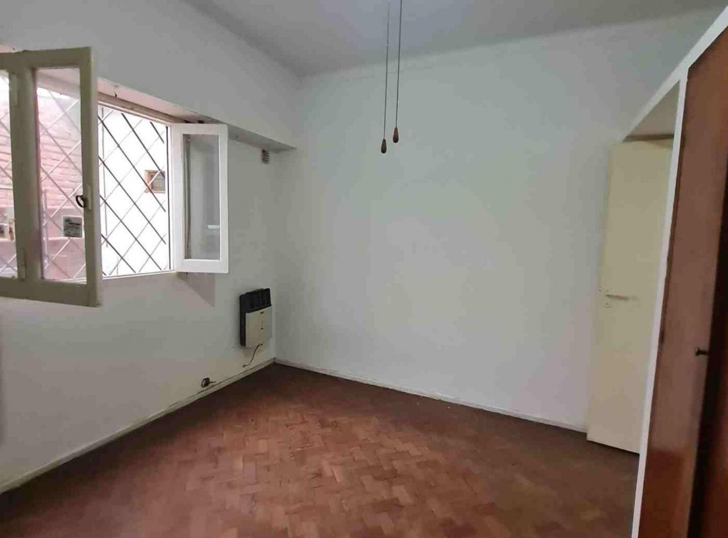 Foto de CASA EN VENTA. APTA CREDITO. BARRIO BALZARETTI. 3, imagen 4