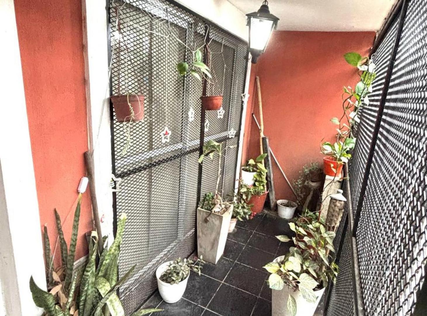 Foto de CASA + 2 LOCALES CON RENTA EN ESQUINA IDEAL, imagen 5