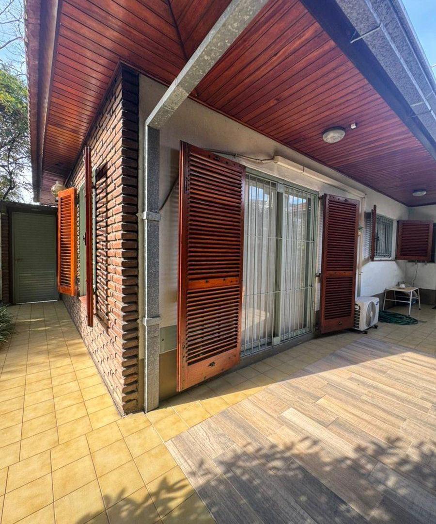 Foto de VENTA CASA CON PILETA, imagen 3