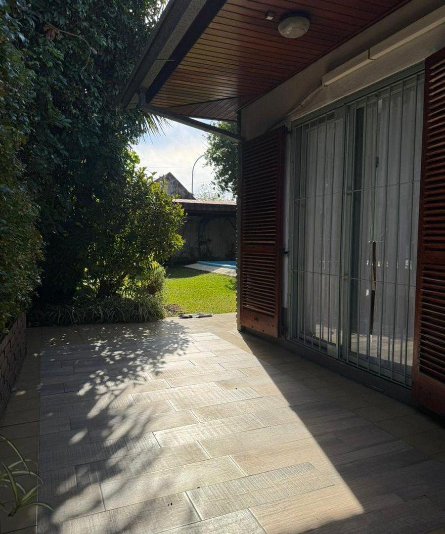 Foto de VENTA CASA CON PILETA, imagen 5