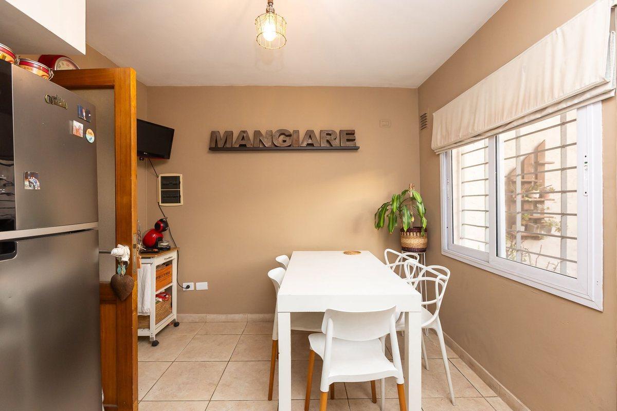 Foto de TRIPLEX, VENTA, 4 AMB, BELLA VISTA APTO CREDITO, imagen 2
