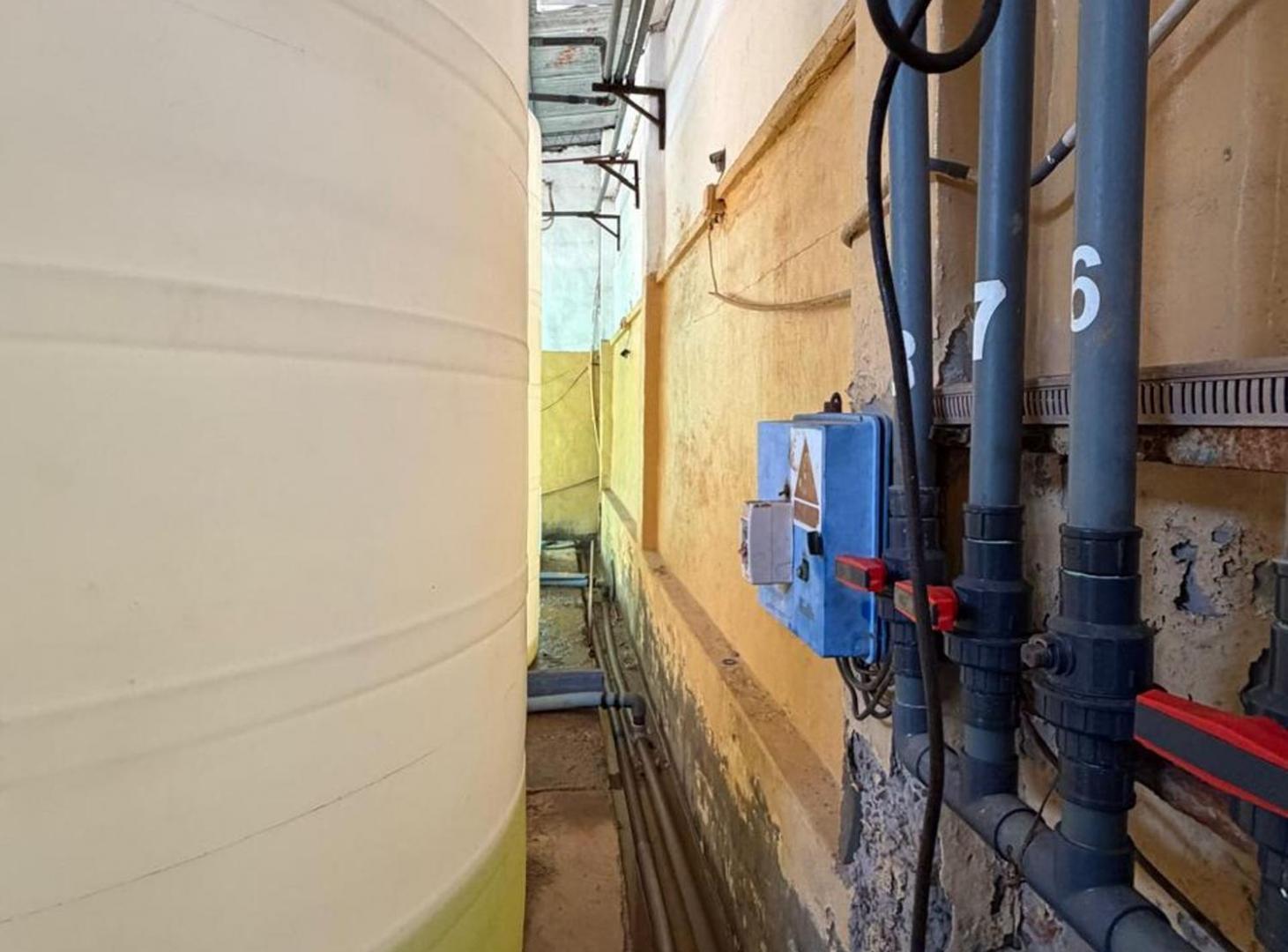 Foto de DEPOSITO DE 300 M2 CON 2 OFICINAS, GRAN UBICACION!, imagen 5