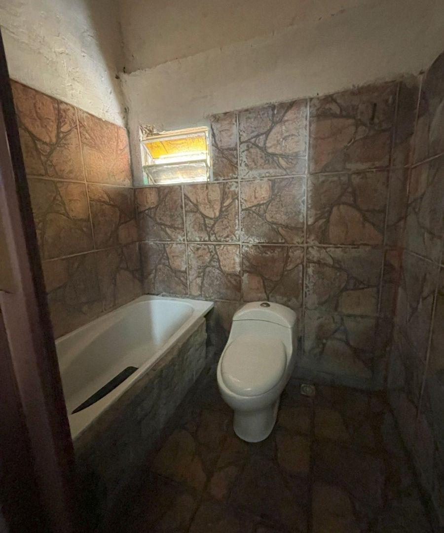 Foto de VENTA CASA 4 AMBIENTES CON PARQUE, JOSE C PAZ, imagen 4