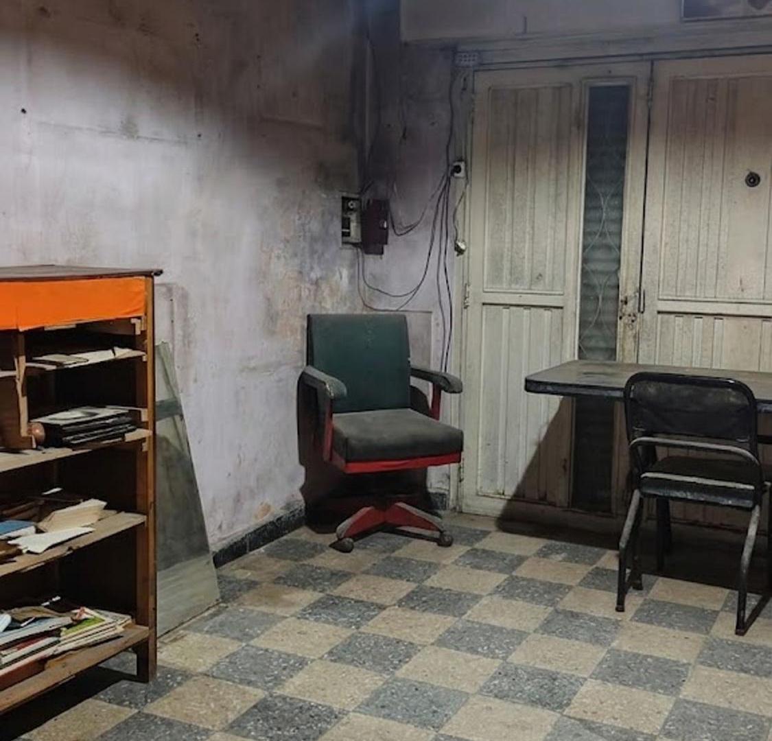 Foto de CASA Y LOCAL COMERCIAL A REFACCIONAR, SAN MIGUEL, imagen 5