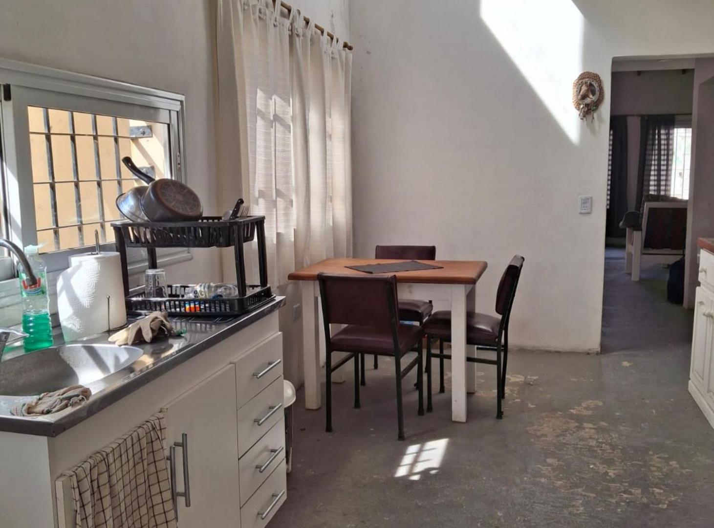 Foto de CASA EN VENTA EN SAN MIGUEL Y AMPLIO JARDÍN, imagen 5