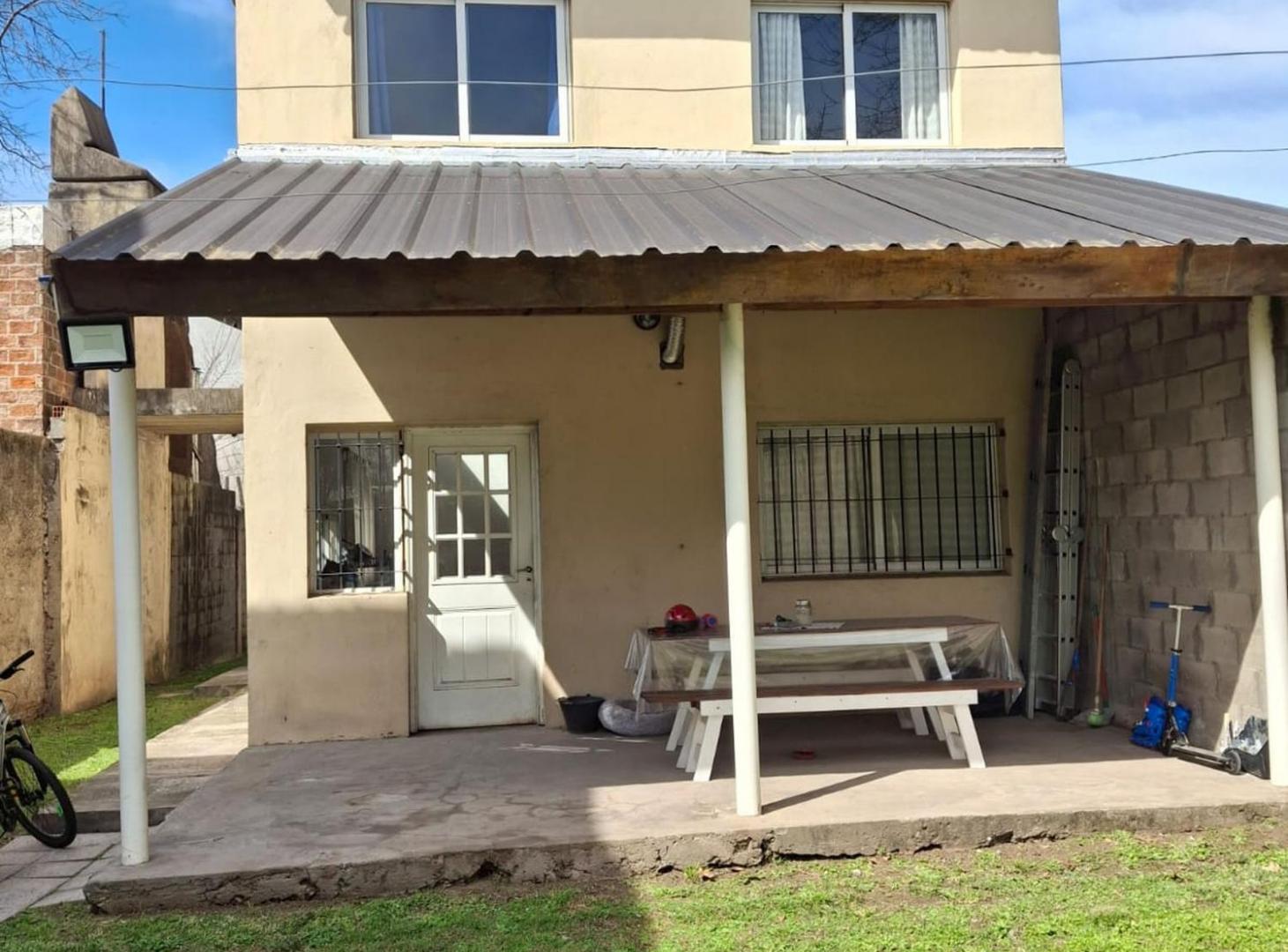 Foto de CASA EN VENTA EN SAN MIGUEL Y AMPLIO JARDÍN, imagen 4