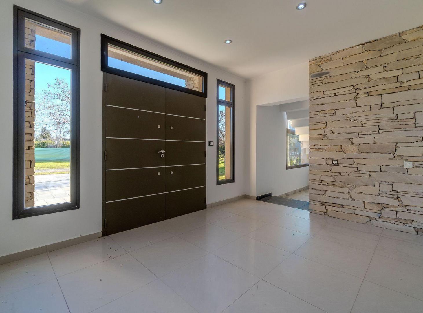 Foto de Casa en Venta Las Cortaderas Lujan. Bajas Expensas, imagen 4