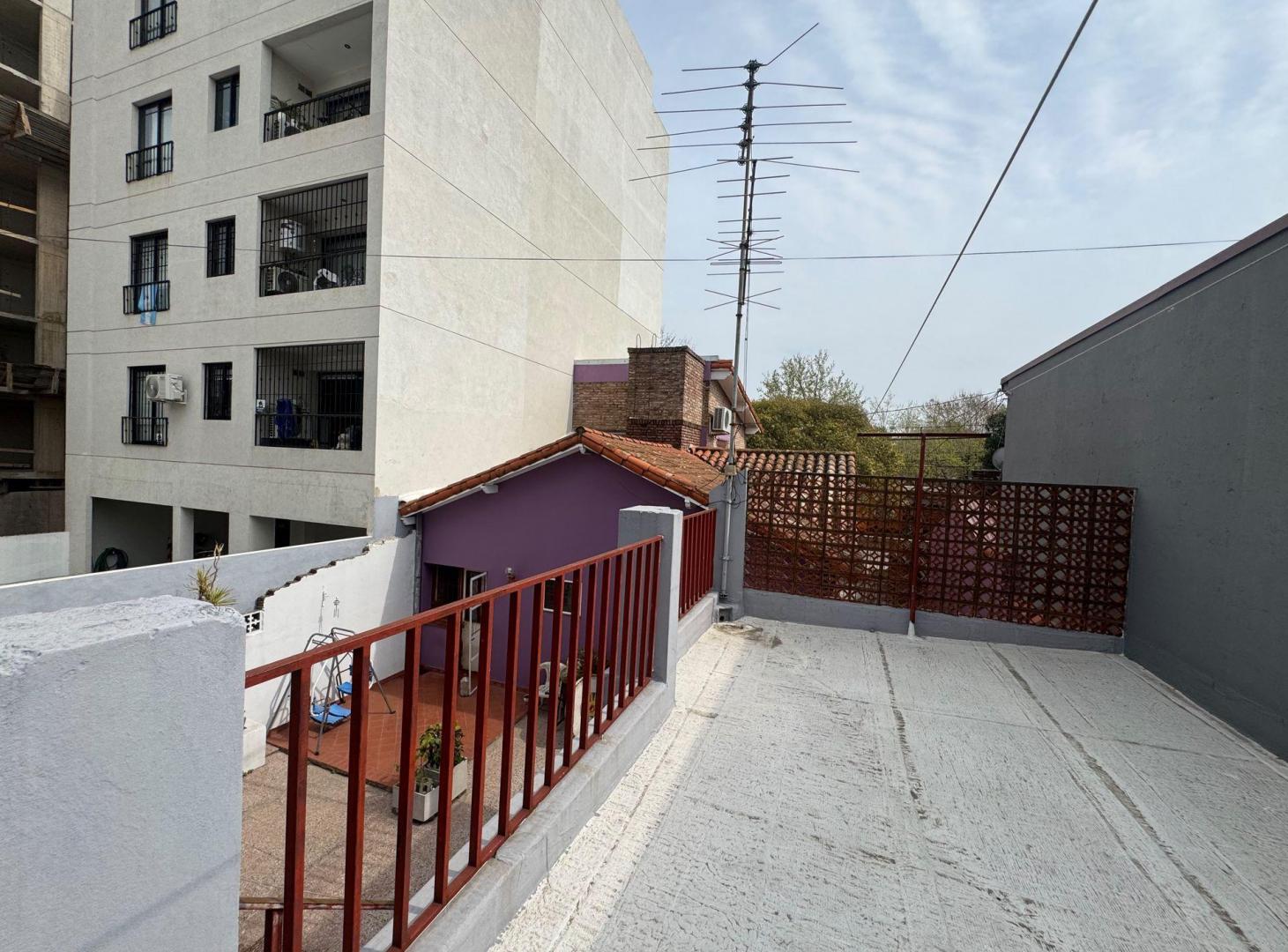 Foto de VENTA CASA 5 AMBIENTES - SAN MIGUEL, imagen 2
