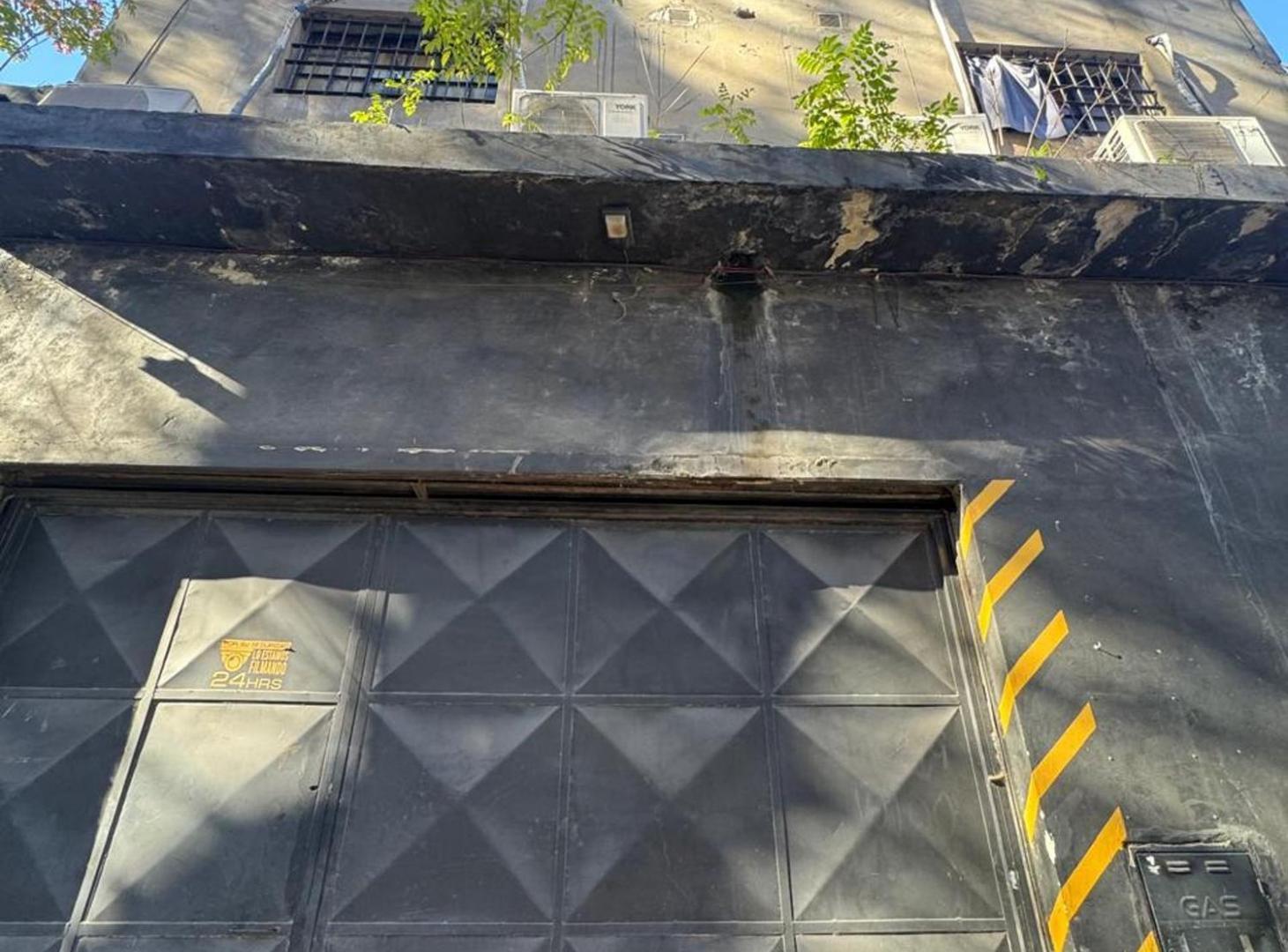 Foto de VENTA GALPON MAS DEPARTAMENTOS EN VILLA CRESPO, imagen 2