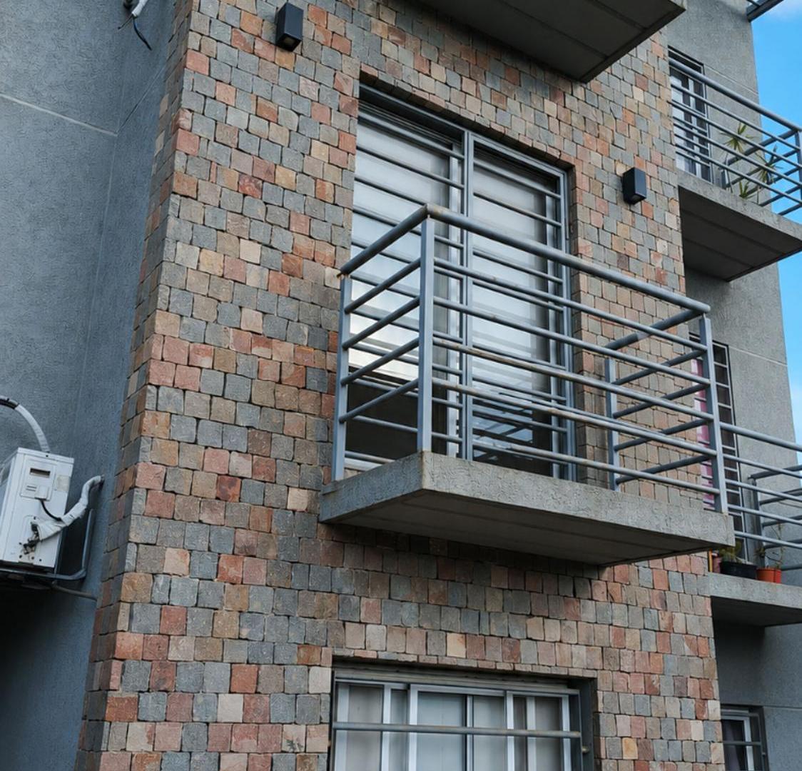 Foto de DEPARTAMENTO 2 AMBIENTES EN VENTA SUM CON PARRILLA, imagen 2