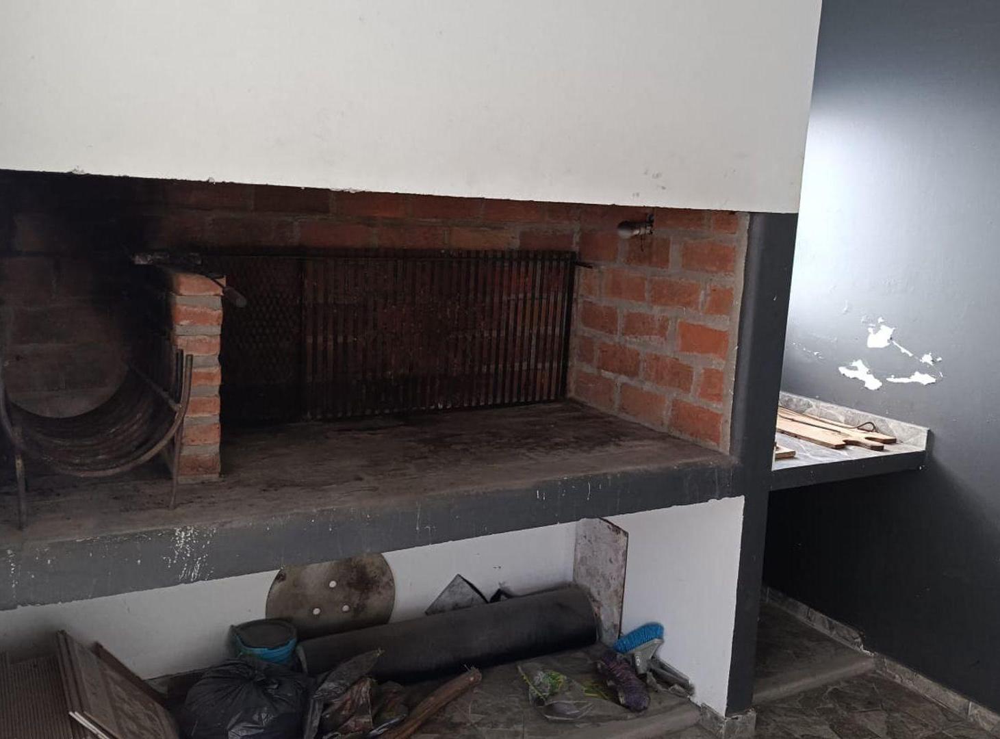 Foto de DEPARTAMENTO 2 AMBIENTES EN VENTA SUM CON PARRILLA, imagen 1