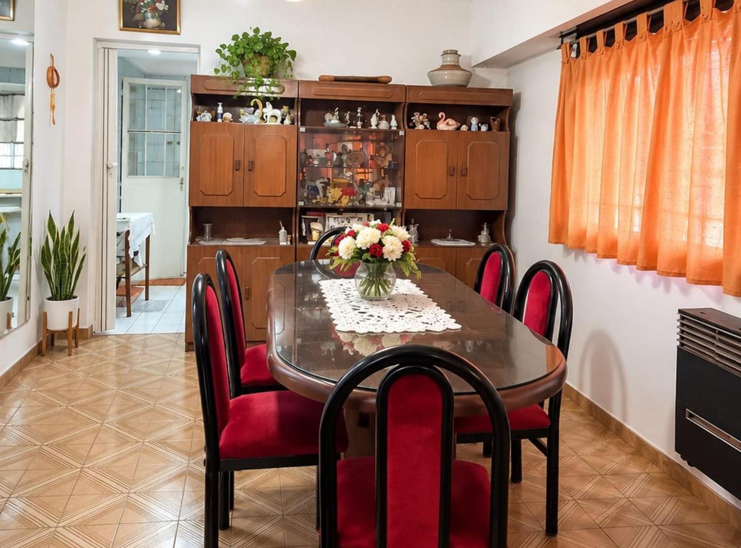 Foto de VENTA DE CASA FAMILIAR CON LOCAL EN VENTA, imagen 3
