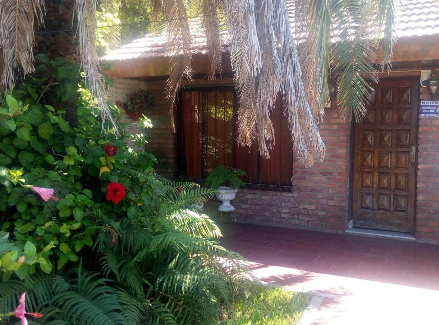 Foto de VENTA DE CASA FAMILIAR CON LOCAL EN VENTA, imagen 2