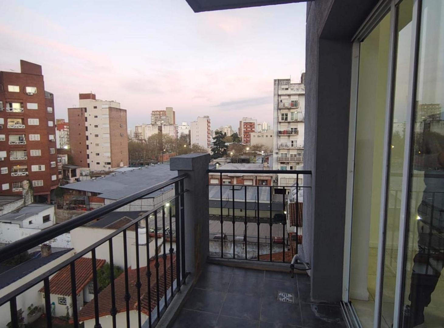 Foto de ALQUILER MONOAMBIENTE, SAN MIGUEL, CON COCHERA, imagen 4
