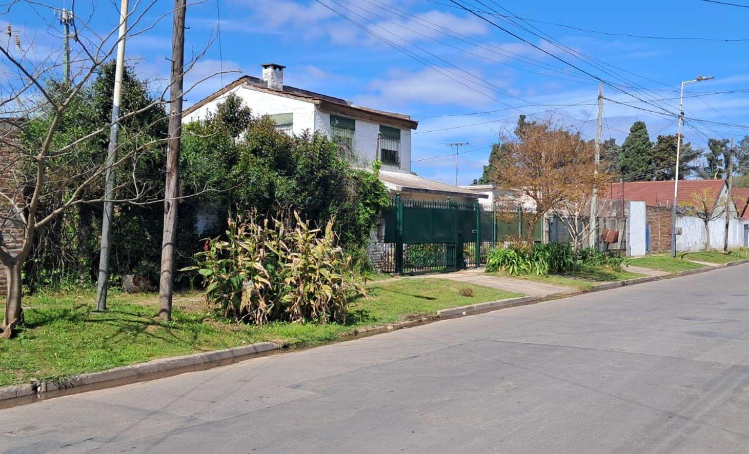 Foto de LOTE CON MEJORAS, imagen 1