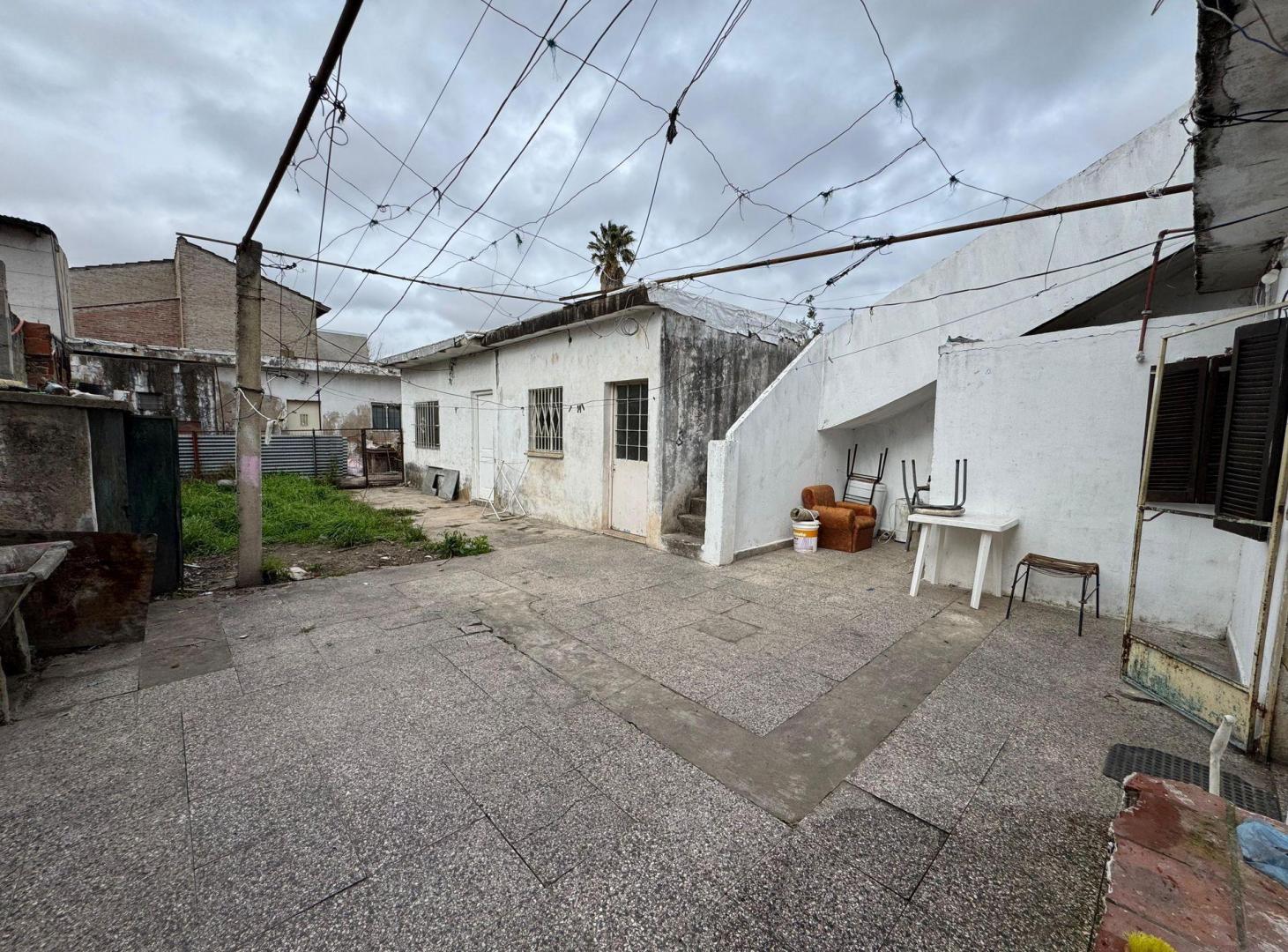 Foto de VENTA CASA + LOCAL + DEPTOS EN JOSE C PAZ- S.PAULA, imagen 4