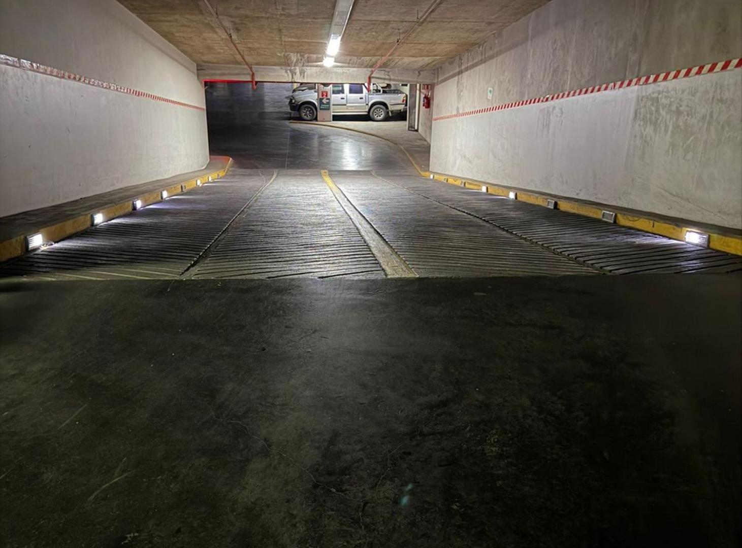 Foto de COCHERA FIJA EN VENTA | GRAND VIEW PARKING, imagen 2