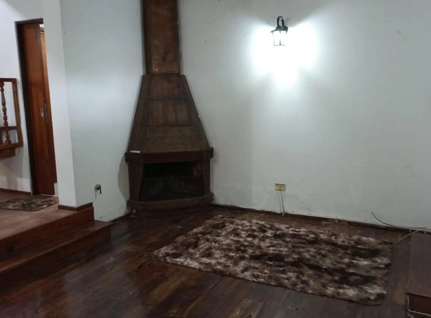 Casa tres dormitorio c/patio y pileta 2