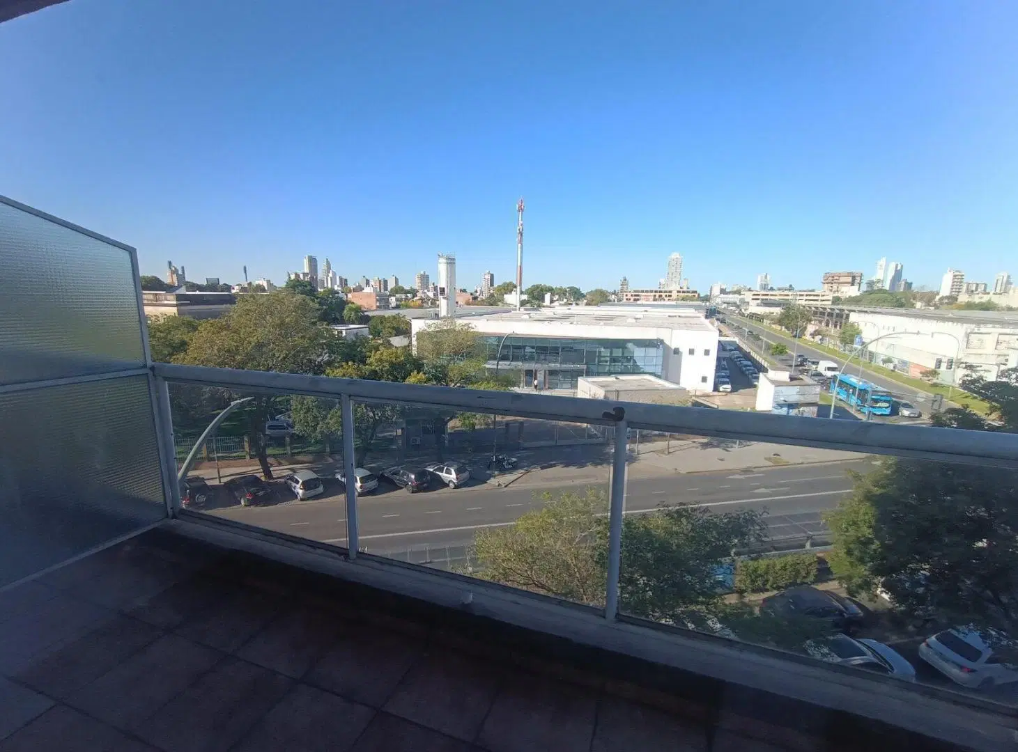 Av. Alberdi y Av. Carballo 4