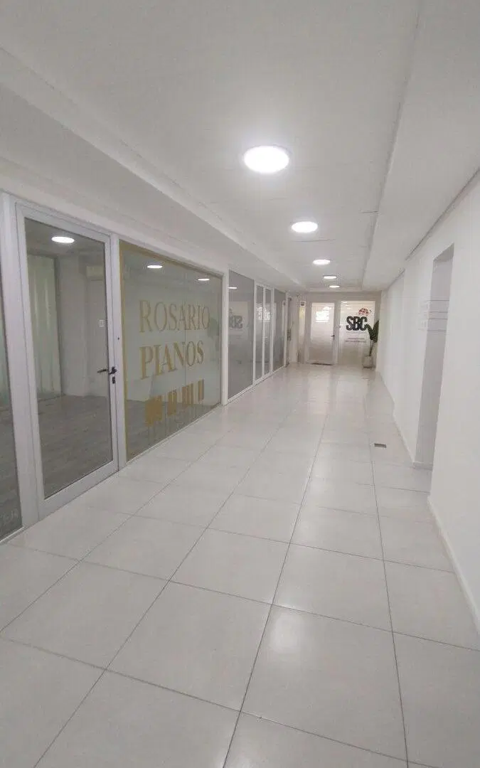 Oficinas en Fisherton Plaza 2