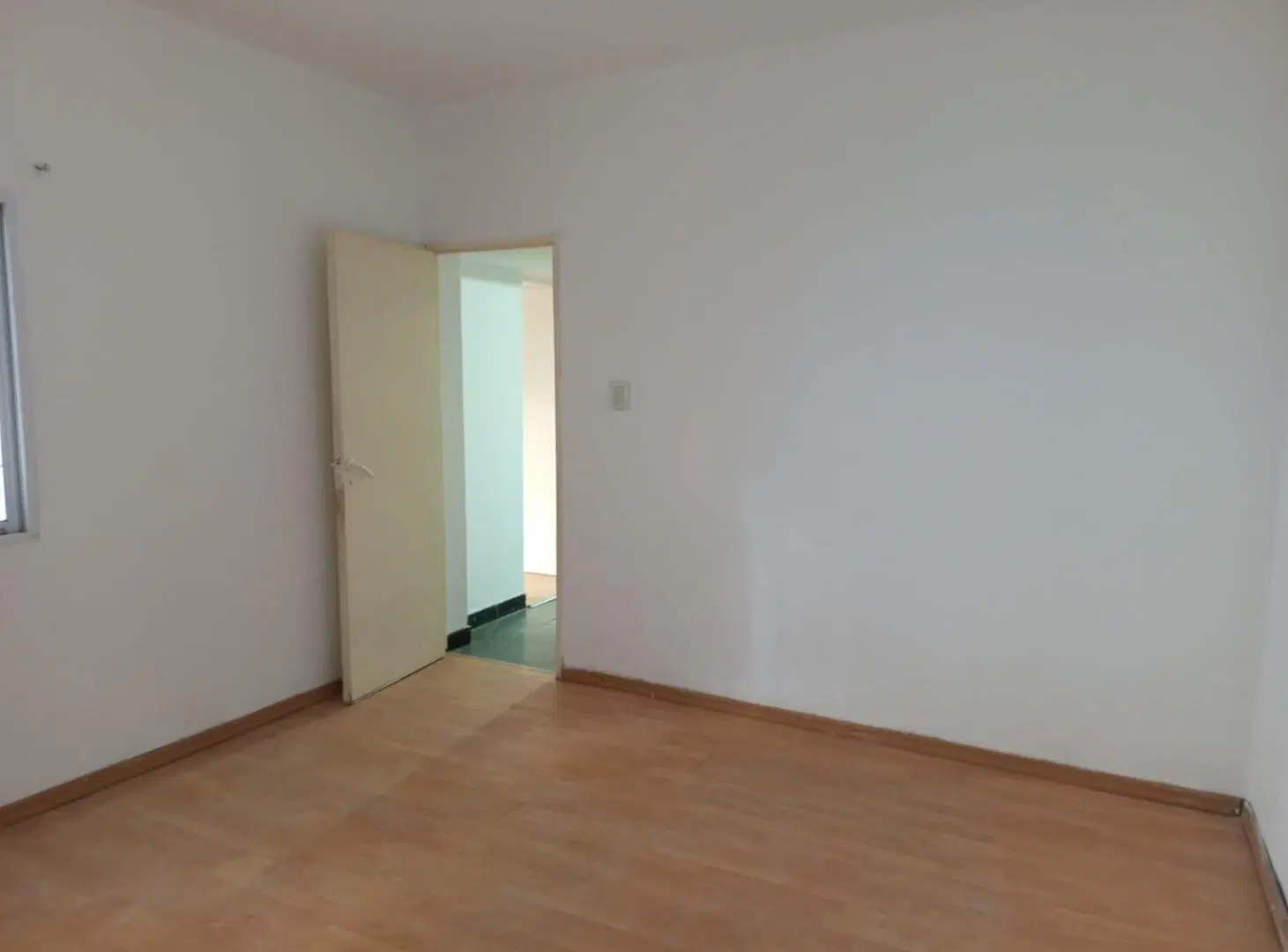 Interno único en Alberdi 5