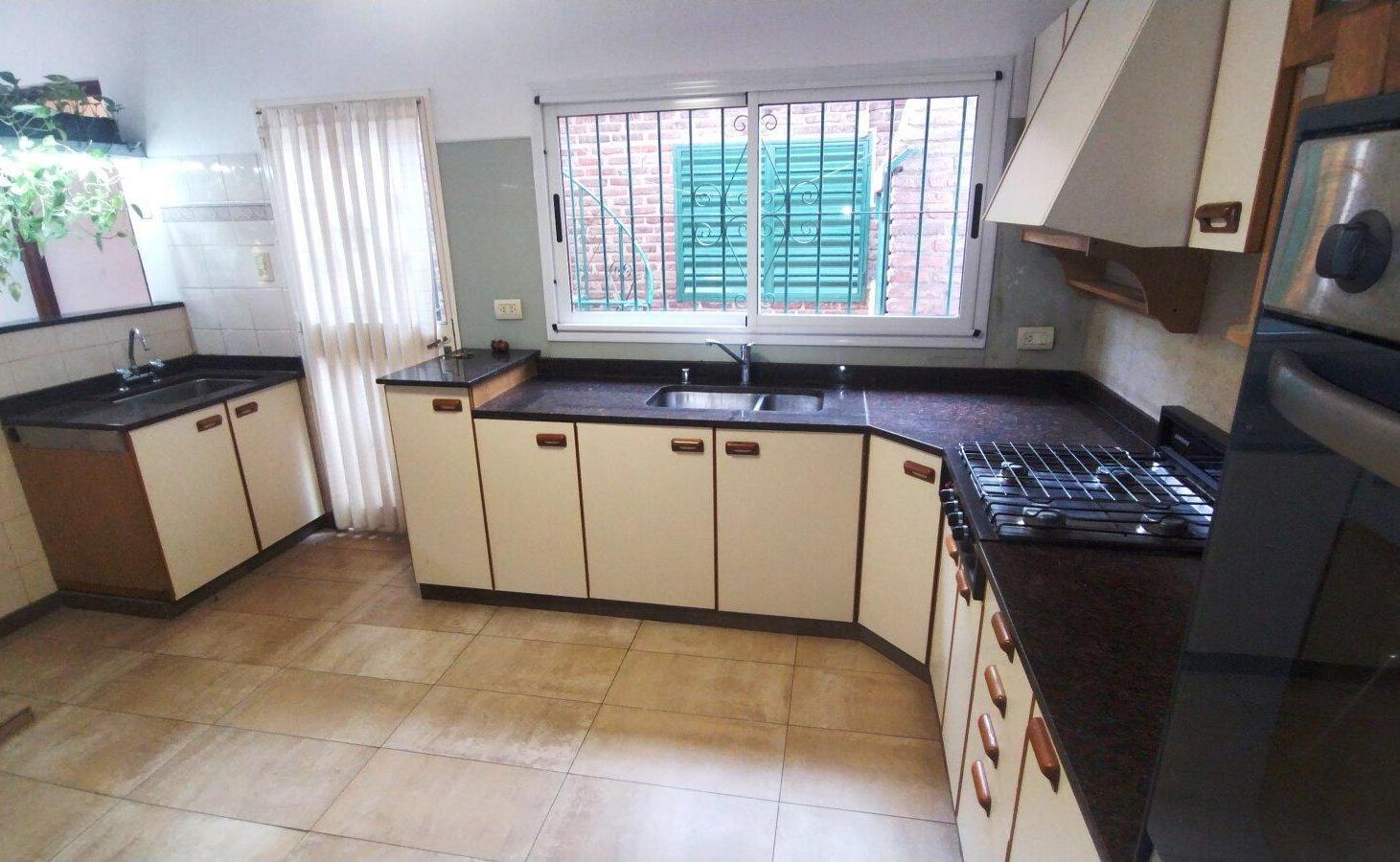 Foto de Casa reciclada en venta – Arroyito Río, imagen 4
