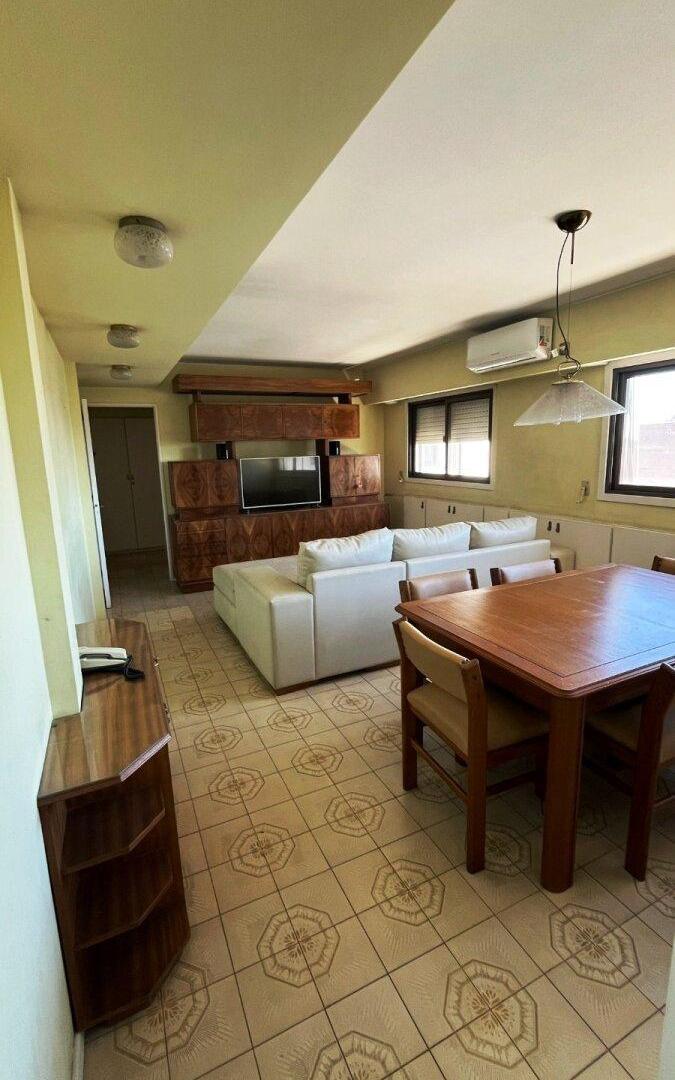 Foto de DEPARTAMENTO EXCLUSIVO DE 4 DORMITORIOS + 5 COCHERAS EN EL CENTRO DE, imagen 1