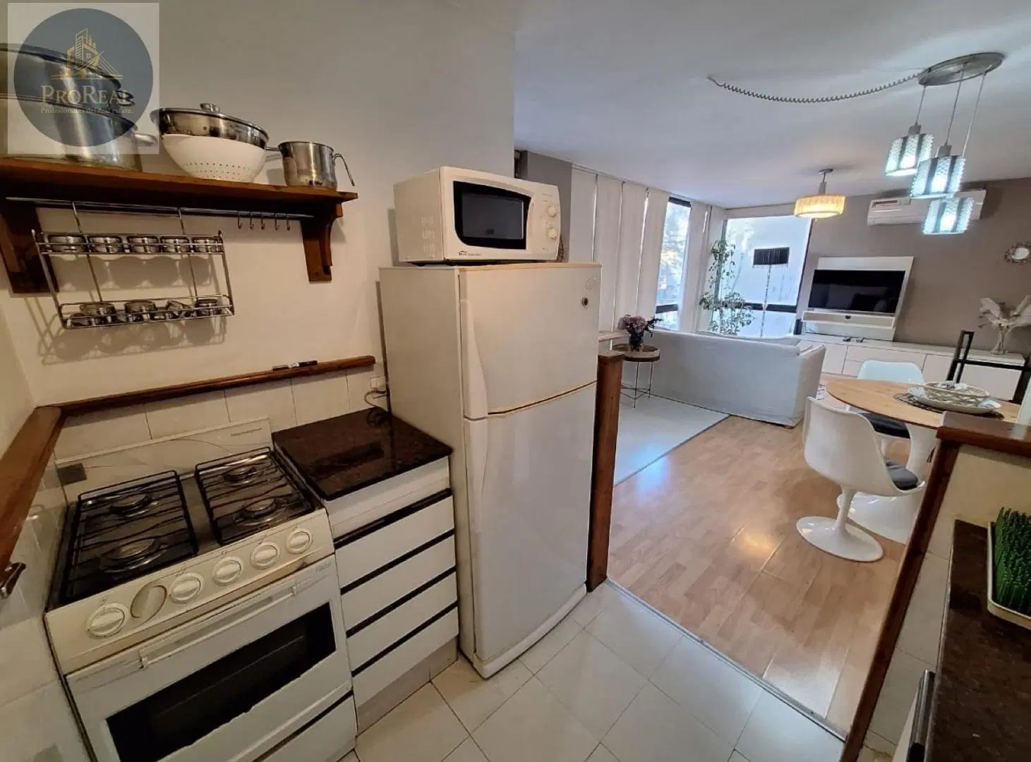 Dúplex amoblado con estética cálida y gran confort en Palermo Viejo 3