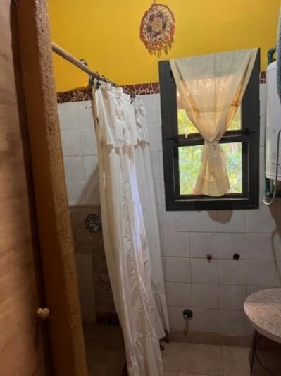 Hermosa Casa en Venta con Lotes Que Forman Una Manzana! 4