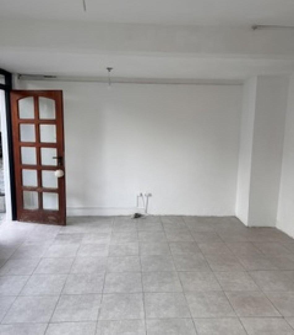 Foto de Se alquila local en zona centro de Villa Gral. Belgrano, Cordoba, imagen 2