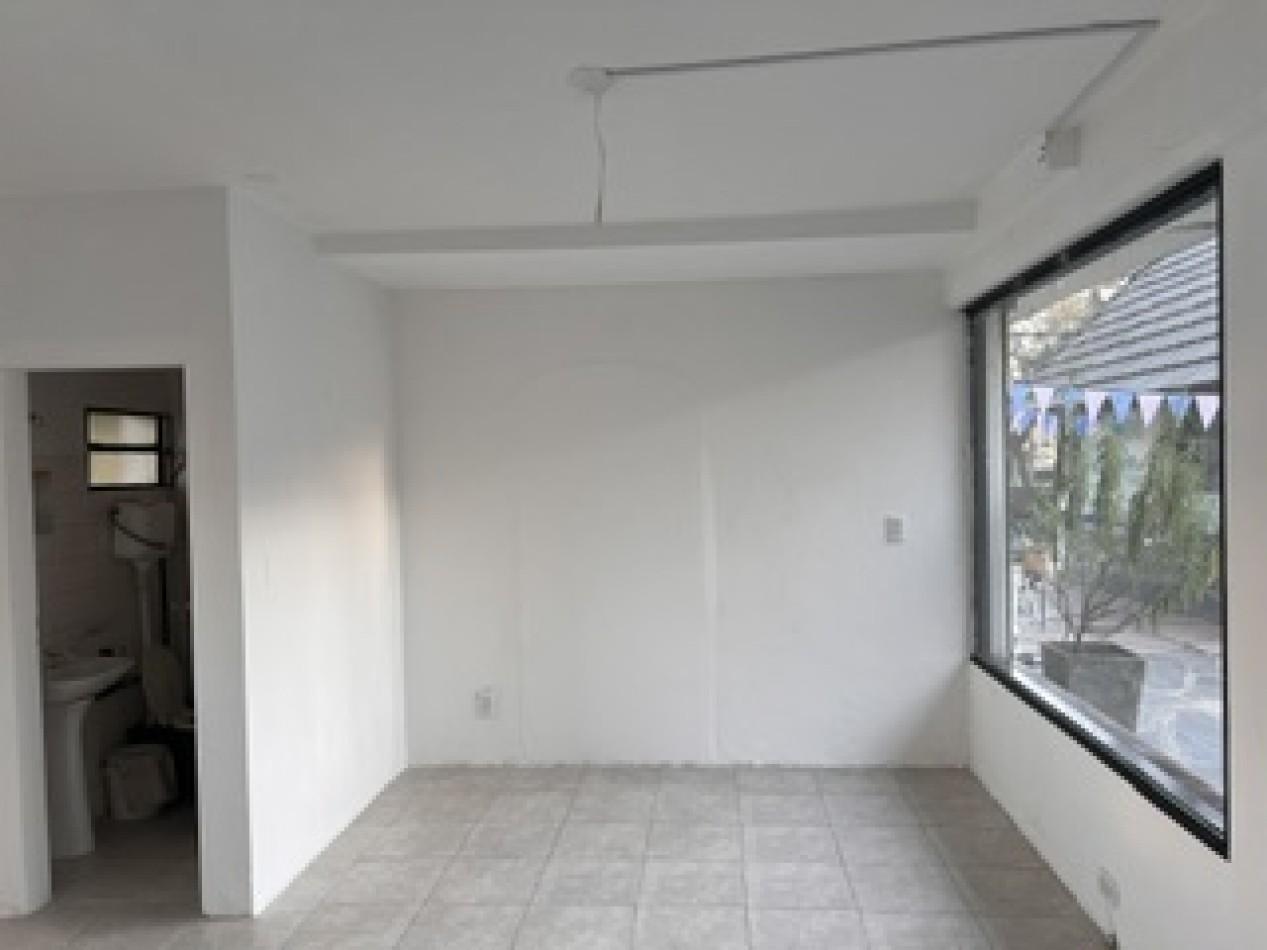 Foto de Se alquila local en zona centro de Villa Gral. Belgrano, Cordoba, imagen 3