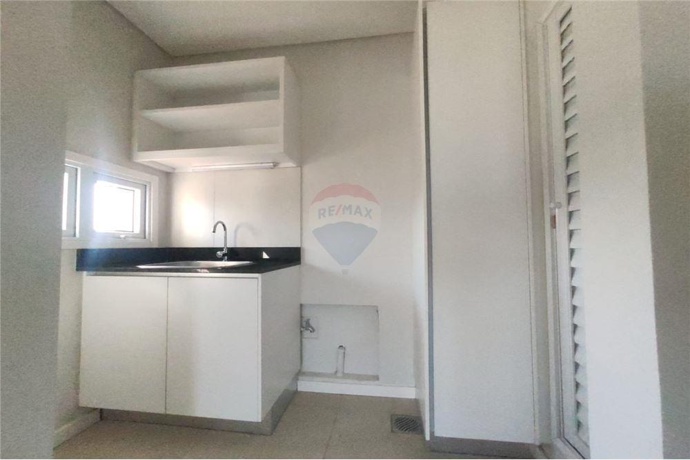 Vendo Depto de 3 Dorm. en Barrio Herrera 5