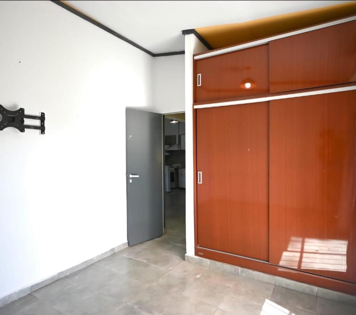 Casa en Funes Arnolfo Calvo Al 2100 2