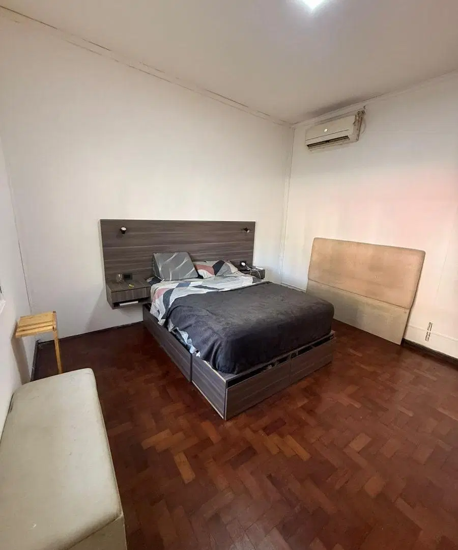 Casa en Alberdi 8
