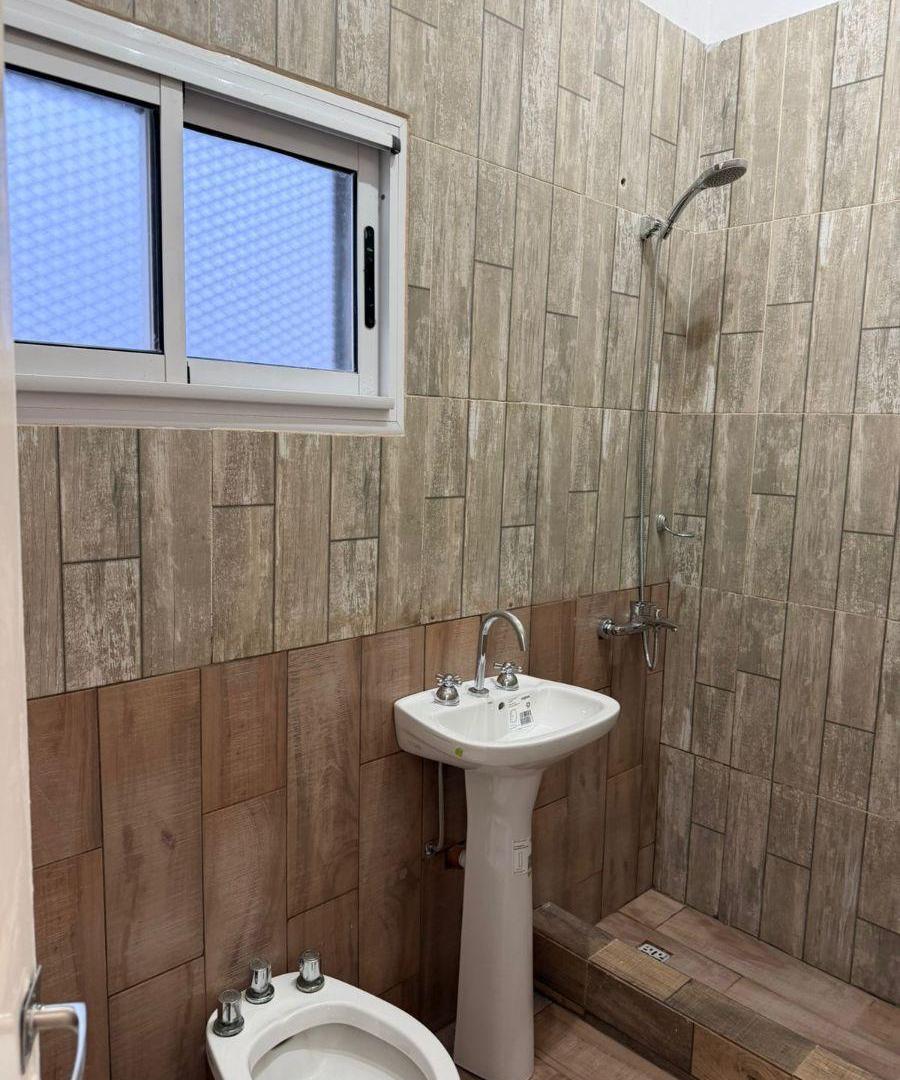 Foto de PH 3 AMBIENTES - EN ALQUILER - SIN EXPENSAS, imagen 1