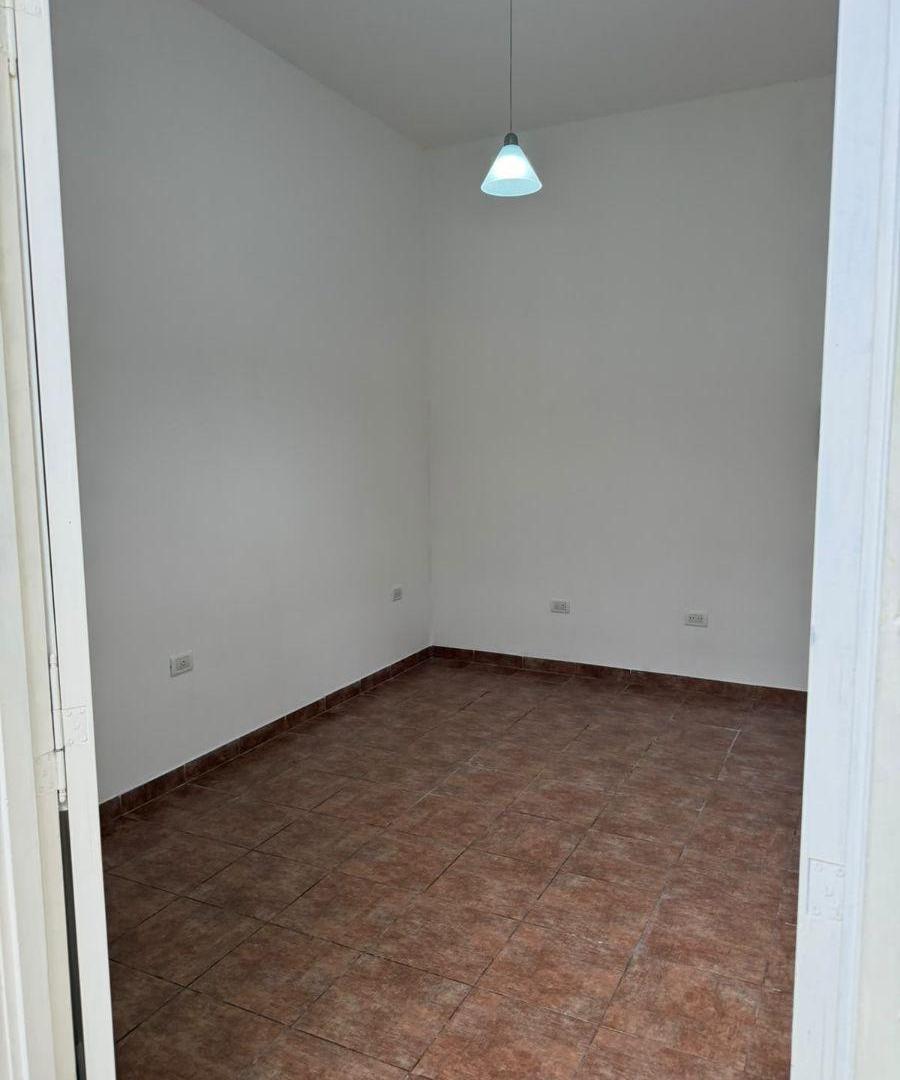 Foto de PH 3 Ambientes - en Alquiler - Sin Expensas, imagen 3