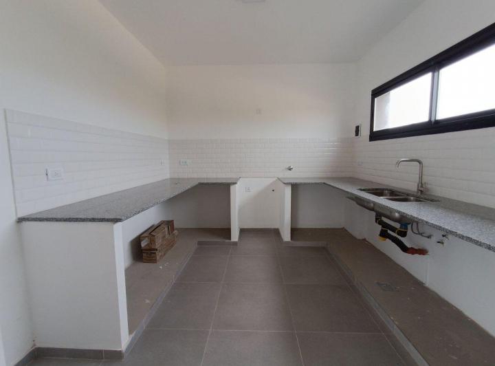 CASA EN VENTA EN SALTO, PROVINCIA DE BUENOS AIRES 3