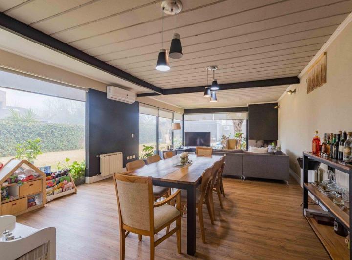 CASA 4 AMB VENTA EN BELLA VISTA BARRIO CON PORTON 5