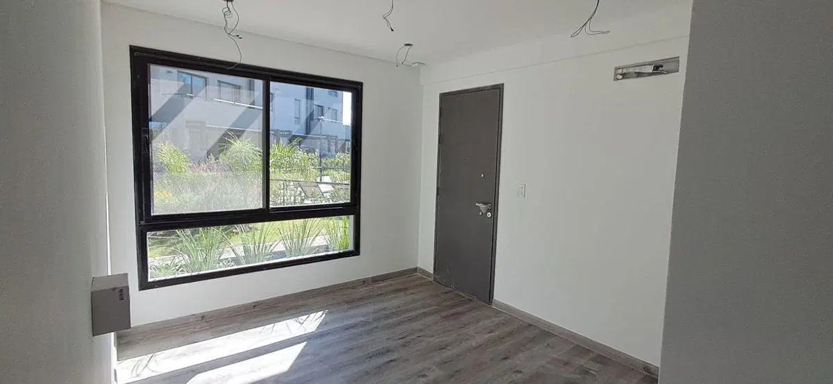 DEPTO DUPLEX 4 AMB EN VENTA EN NORDELTA C/JARDÍN 4