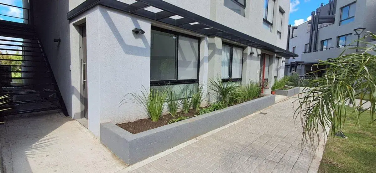 DEPTO DUPLEX 4 AMB EN VENTA EN NORDELTA C/JARDÍN 5