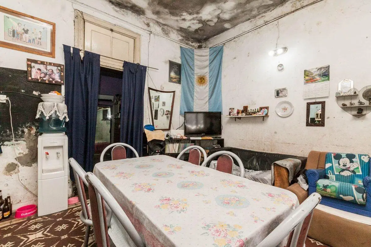 Venta de Lote con Casa, local  y garage a RECICLAR 5