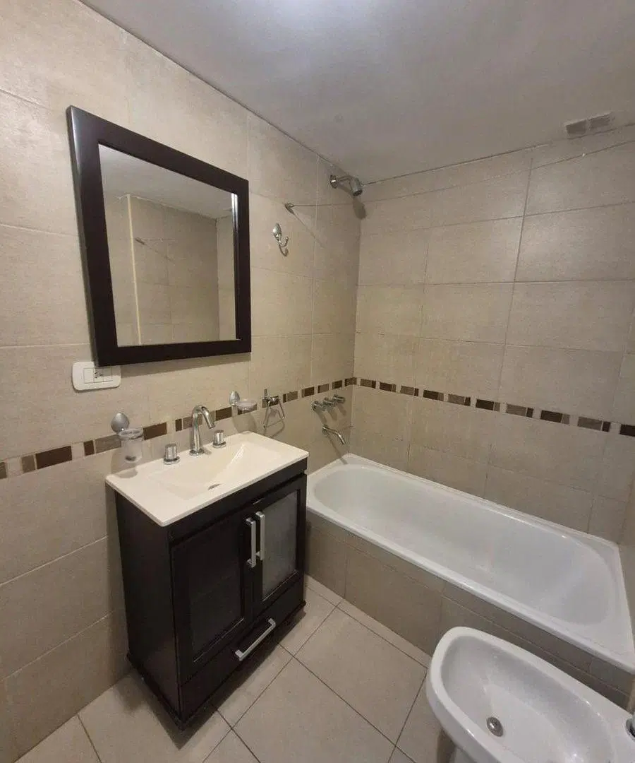 VENTA  DEPARTAMENTO MORON  MONO AMBIENTE. 4