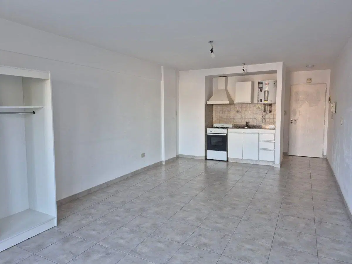 VENTA  DEPARTAMENTO MORON  MONO AMBIENTE. 2