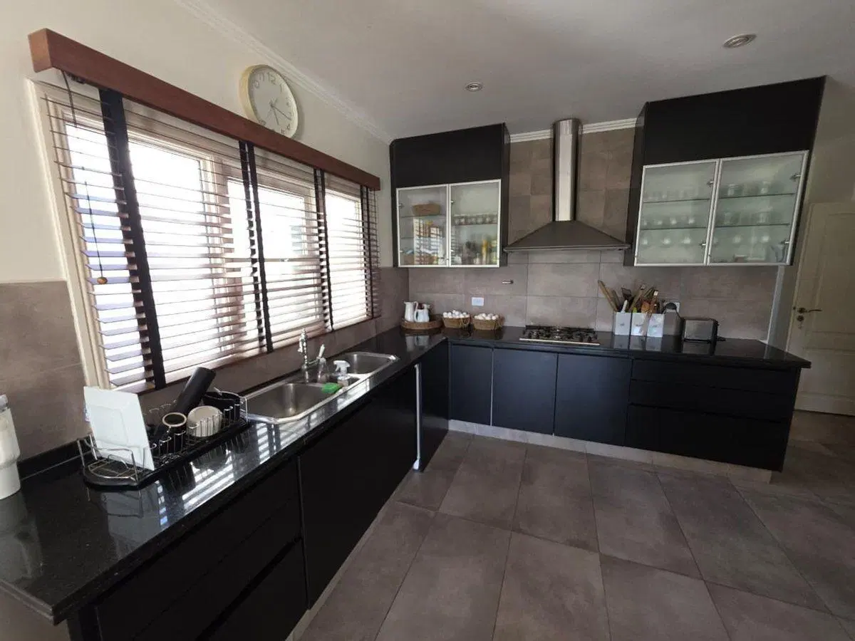 VENTA CASA 6 AMB NORDELTA CASTORES 1 2