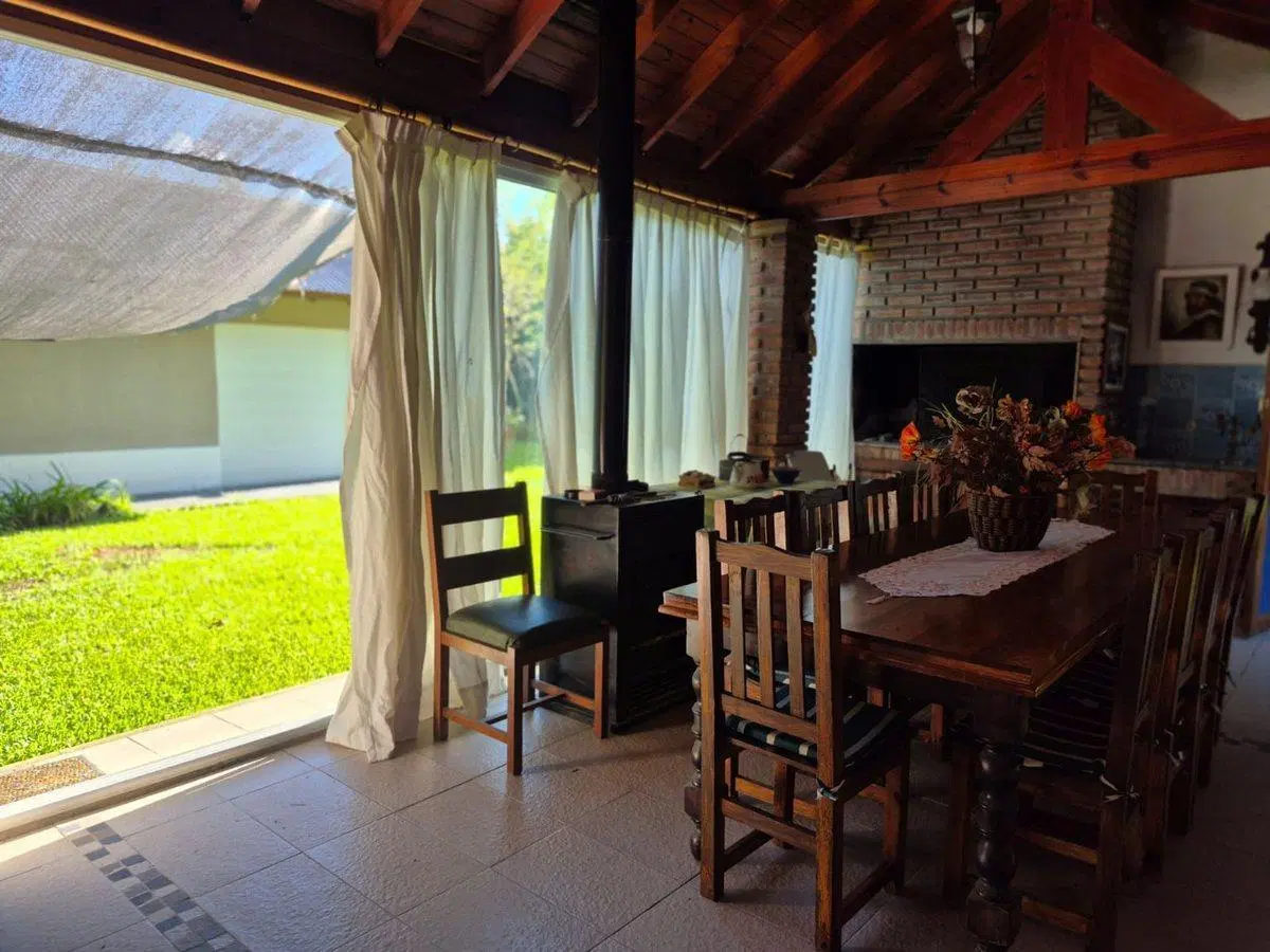 CASA EN VENTA EN CAPILLA DEL SEÑOR C/PILETA 4